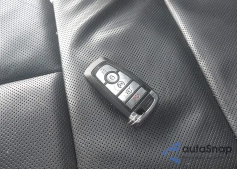 2024 Lincoln Corsair Reserve z USA, uszkodzony, nr VIN 5LMCJ2DA0RUL13525